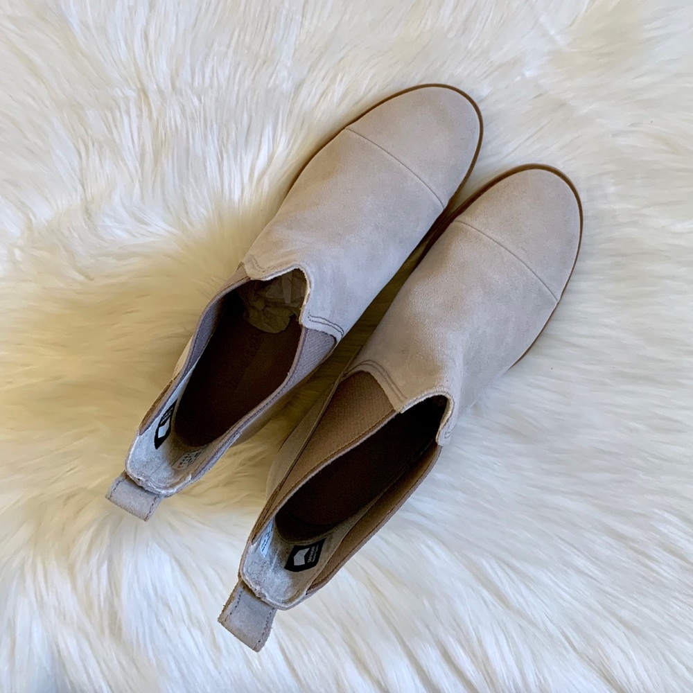 Timberland Sutherlin Bay Slouch Chelsea Boots - Picture 3 of 8